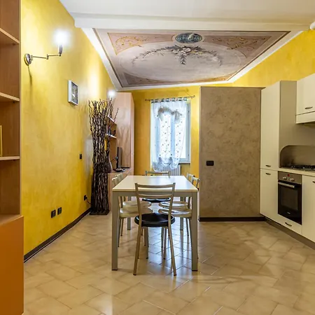 Melly House In The Center, Air-con, Wifi, Large *