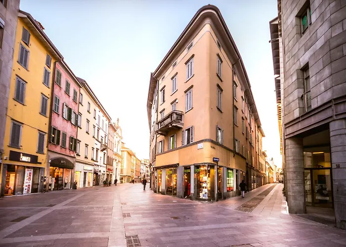 Melly House In The Center, Air-con, Wifi, Large Lägenhet Bergamo