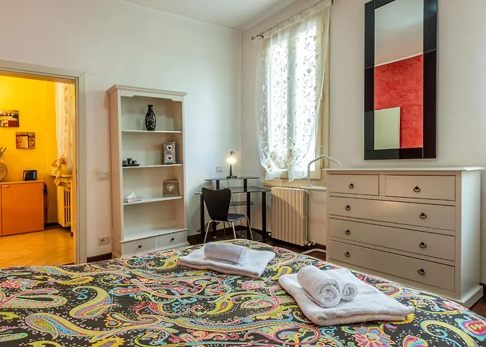 Melly House In The Center, Air-con, Wifi, Large